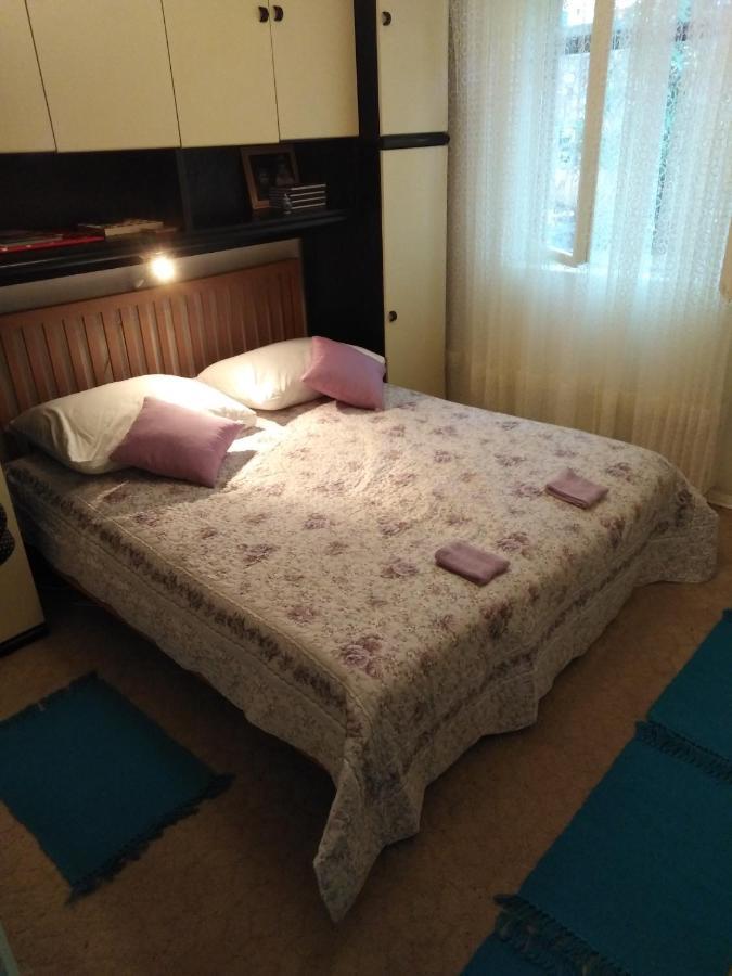 Apartman Mimi Klenovica Exterior foto