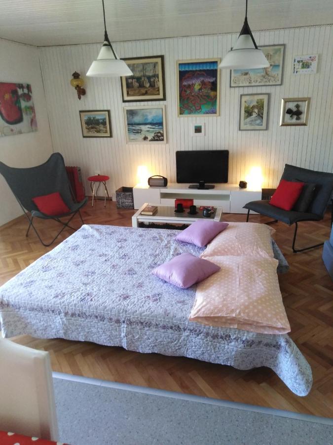 Apartman Mimi Klenovica Exterior foto